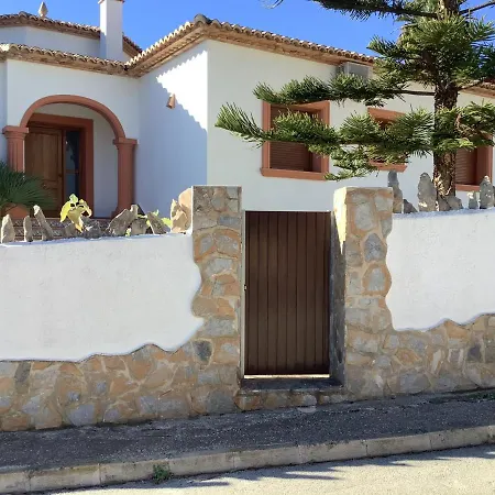 Marti Villa
